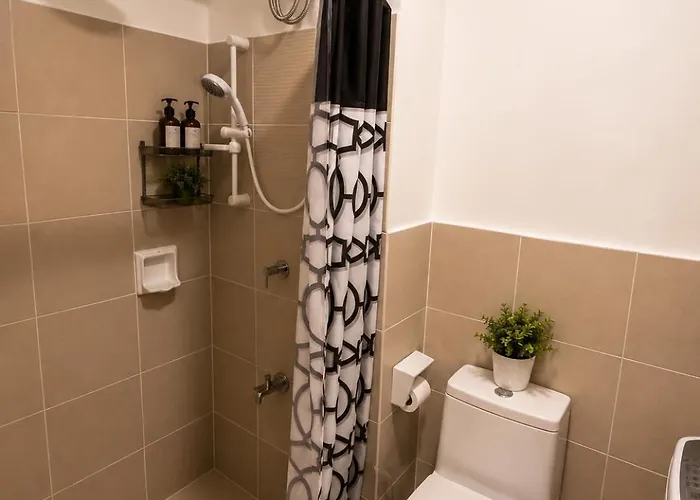 Stylish 1br @ Sm Southmall * Manila